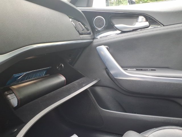 Used 2018 Kia Stinger RWD image 22