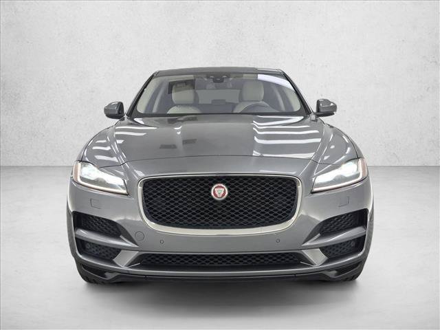 Used 2017 Jaguar F-PACE Prestige AWD/4WD image 2