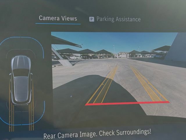 Used 2024 Mercedes-Benz GLC 300 image 9