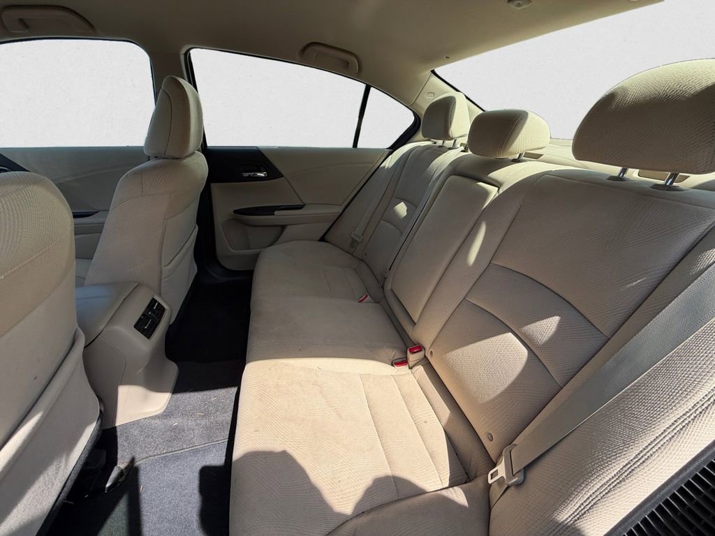 Used 2017 Honda Accord Hybrid Sedan image 12