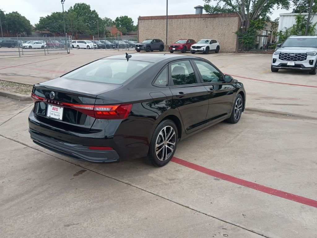 Used 2025 Volkswagen Jetta Sport FWD image 7