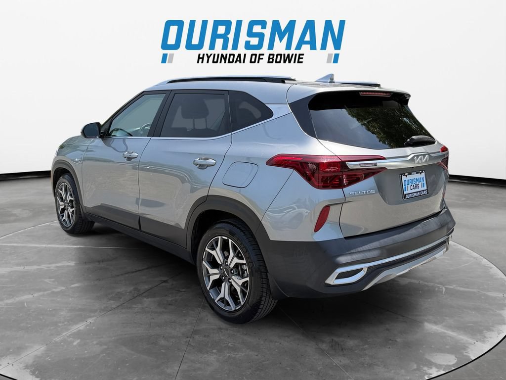 Used 2023 Kia Seltos EX AWD/4WD image 4