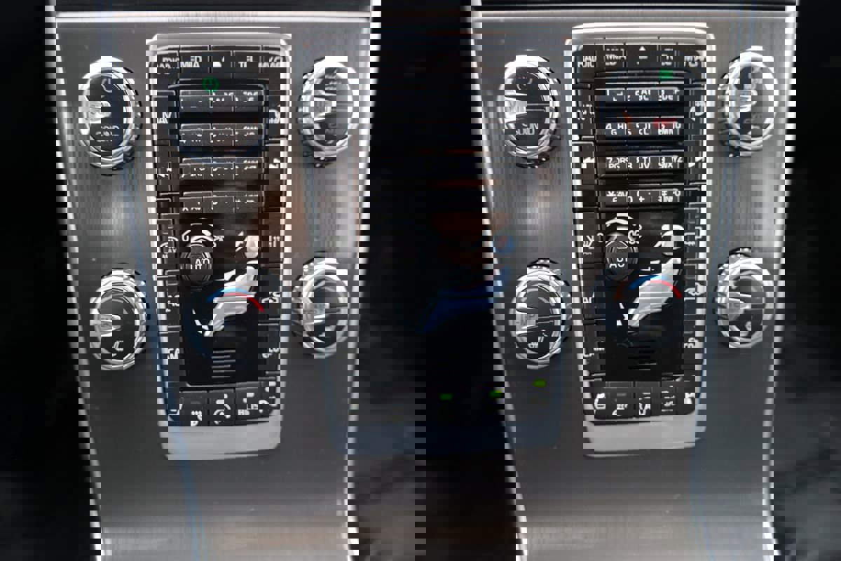 Used 2015 Volvo V60 T5 Premier FWD image 32