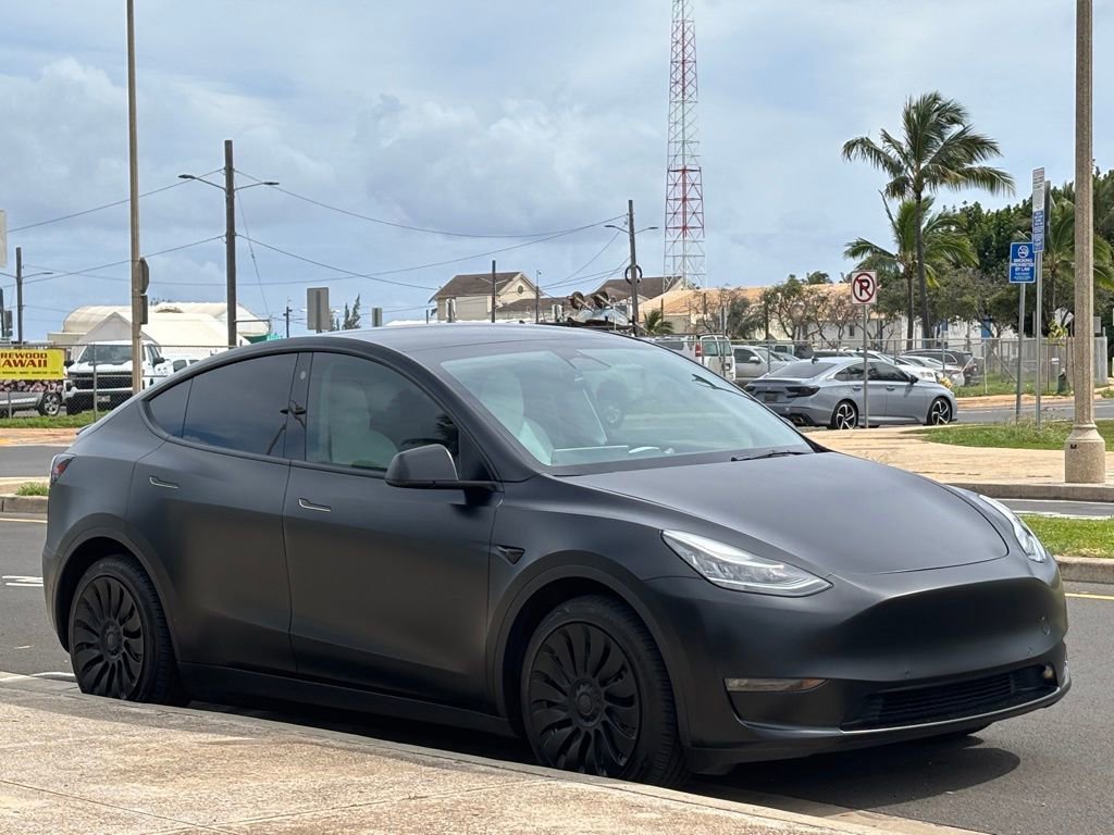 Used 2022 Tesla Model Y Long Range image 6