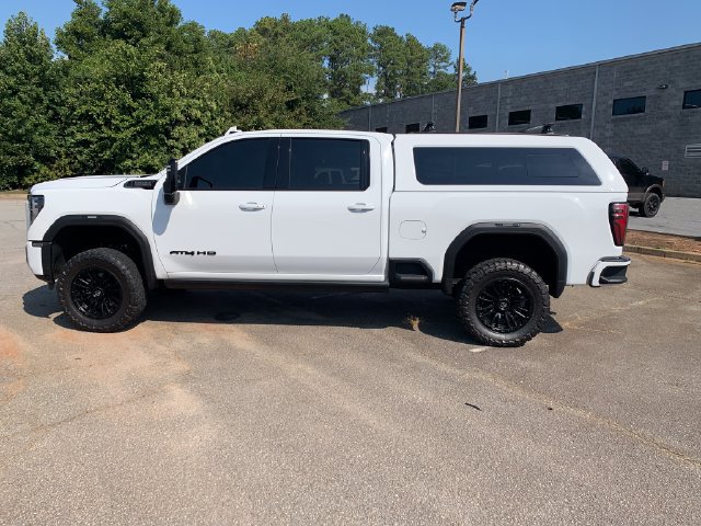 Used 2024 GMC Sierra 2500 AT4 w/ AT4 Premium Plus Package AWD/4WD image 8