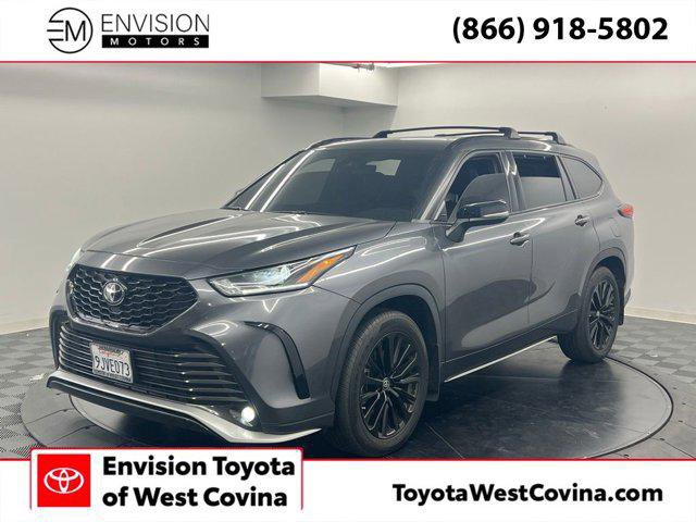 Certified 2023 Toyota Highlander XSE image 1