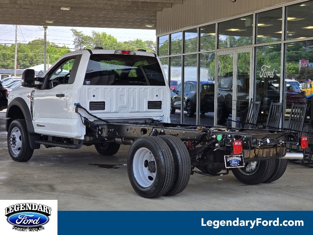 New 2025 Ford F550 4x4 Regular Cab Super Duty video 2
