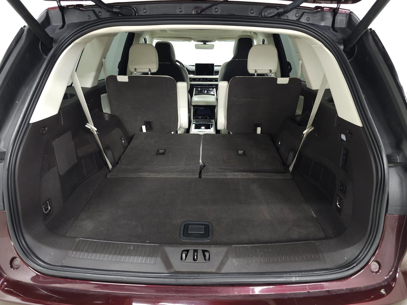 Used 2021 Lincoln Aviator Black Label AWD/4WD image 8