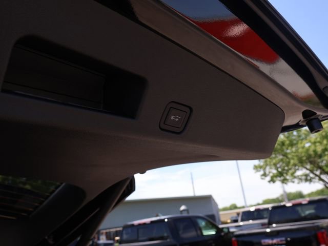 Used 2018 Buick Enclave Premium w/ Experience Buick Package AWD/4WD image 10