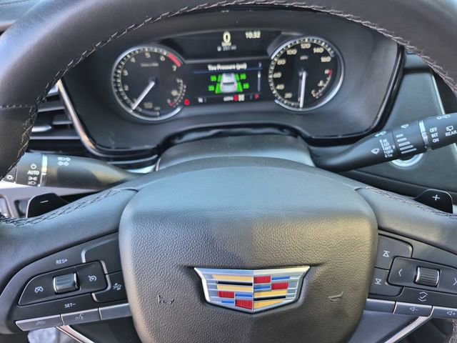 Used 2025 Cadillac XT6 Luxury image 23