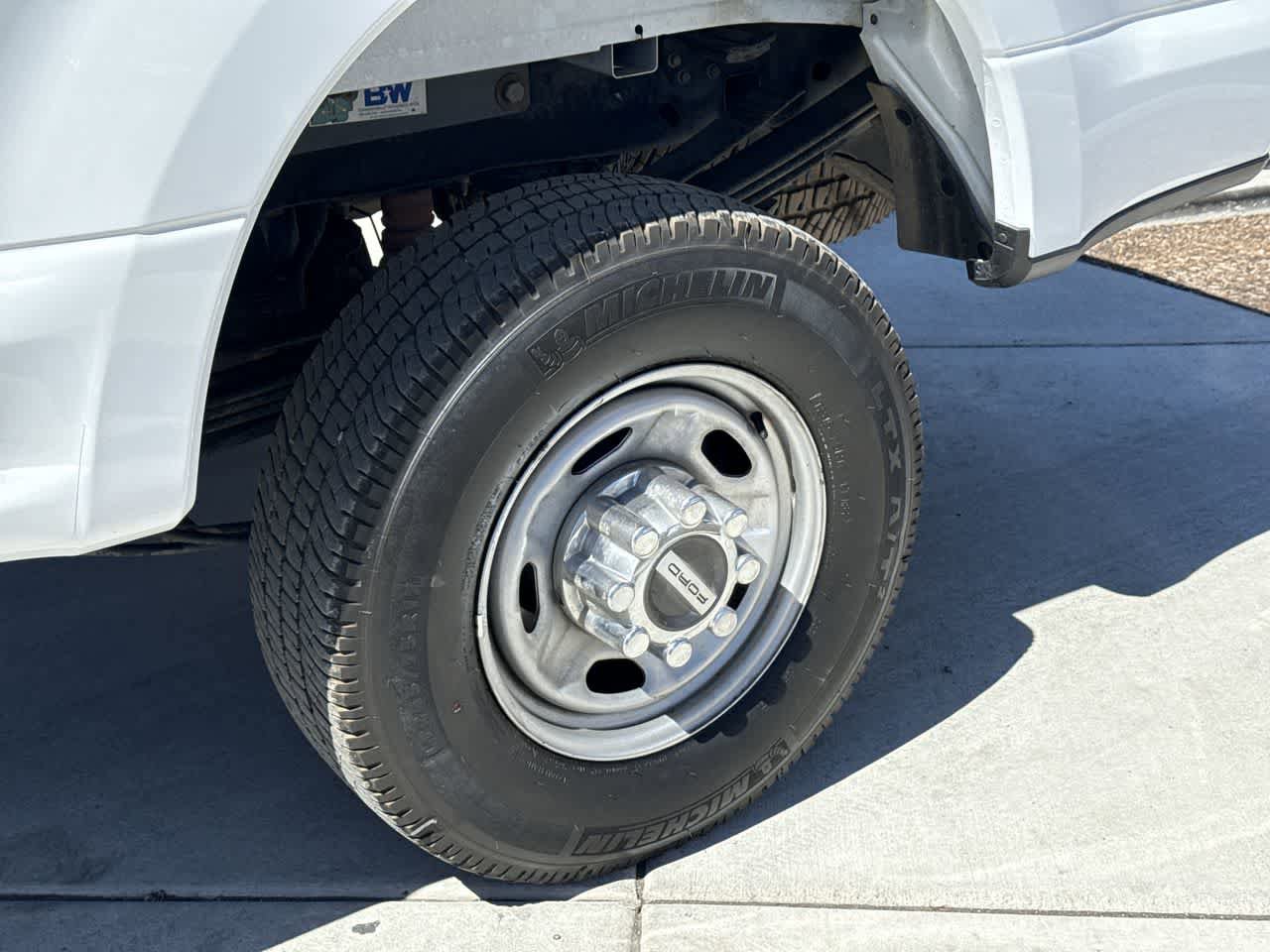 Used 2017 Ford F350 XL w/ Power Equipment Group AWD/4WD image 8