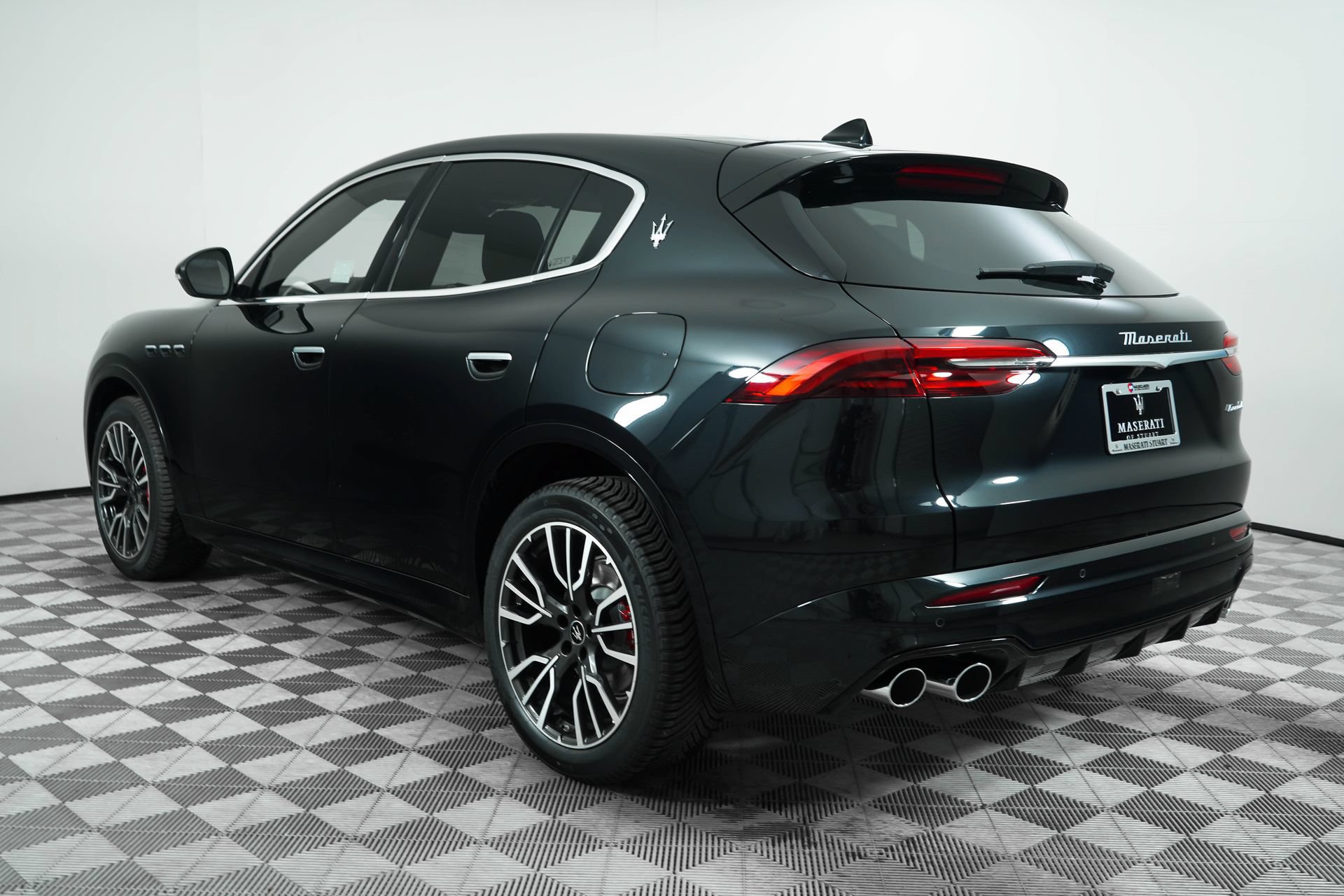 Used 2025 Maserati Grecale GT AWD/4WD image 5