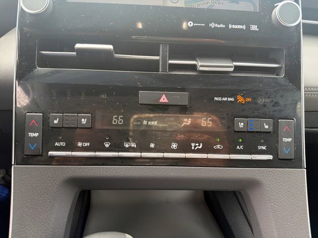 Used 2019 Toyota Avalon Limited w/ Carpet Mat Package image 23