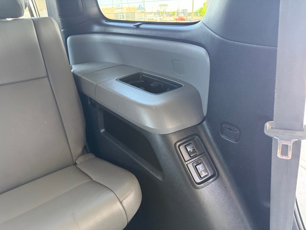 Used 2018 Toyota Sequoia Limited w/ Safety & Convenience Package AWD/4WD image 28