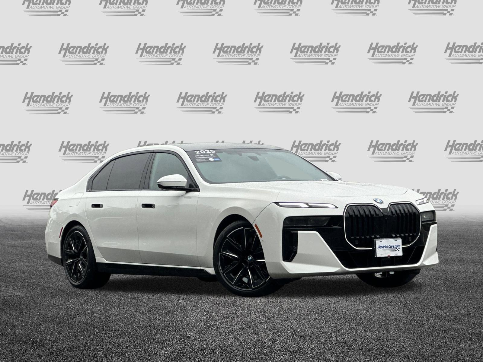 Certified 2025 BMW 740i RWD image 2