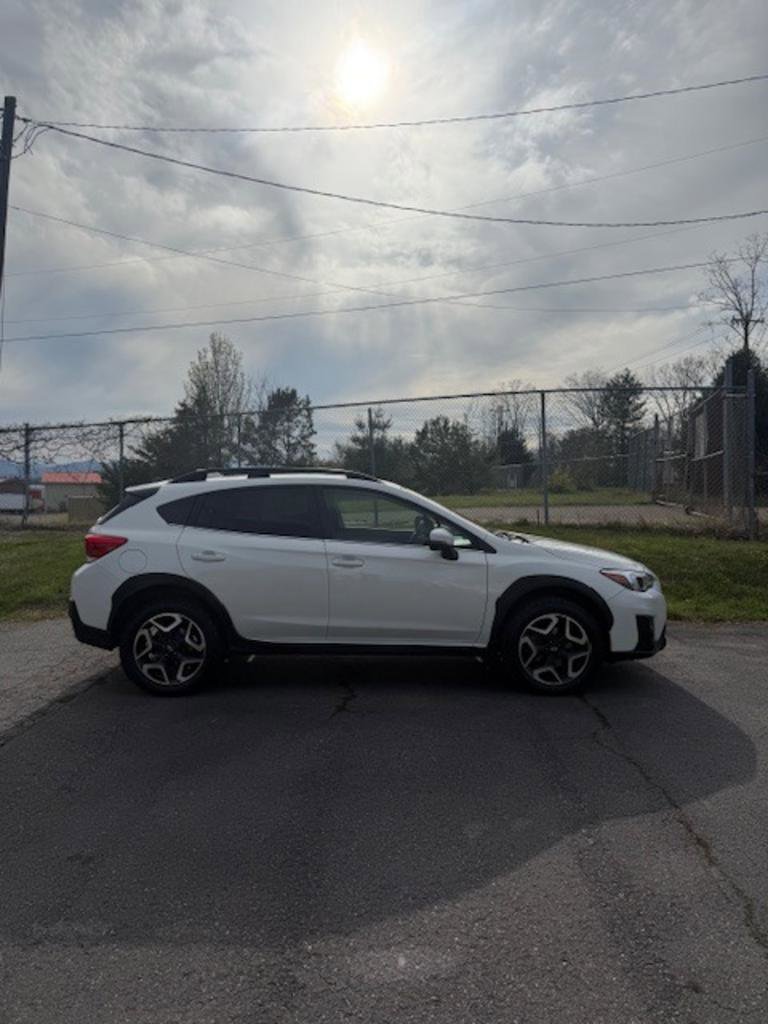Used 2020 Subaru Crosstrek 2.0i Limited w/ Moonroof Package w/Navigation AWD/4WD image 6