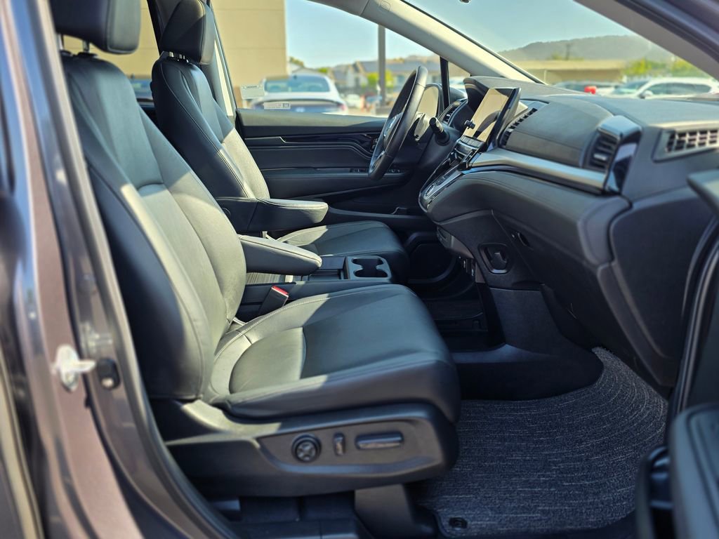 Used 2024 Honda Odyssey Touring image 9