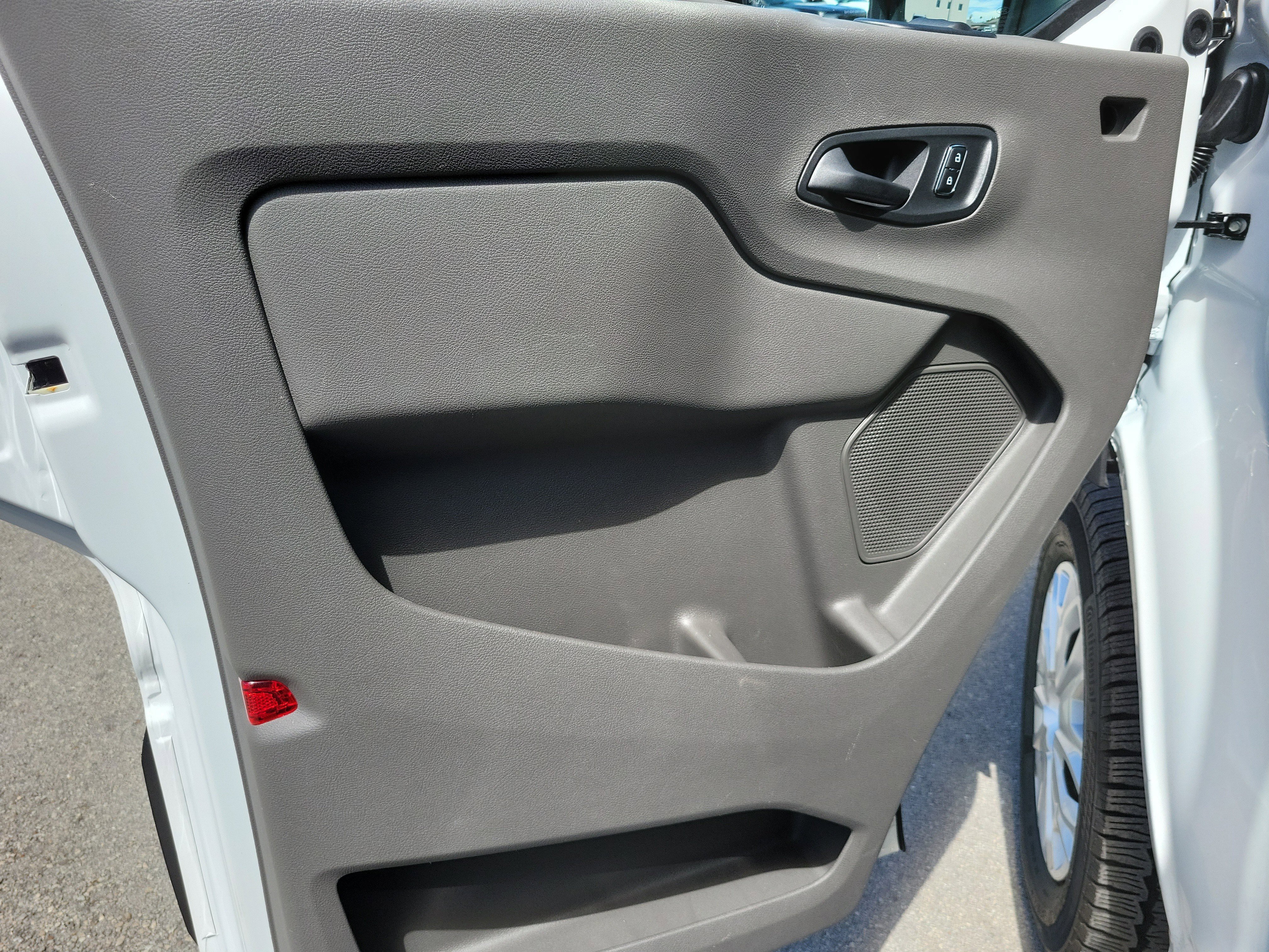 Used 2025 Ford Transit 250 Low Roof w/ Exterior Upgrade Package RWD image 25