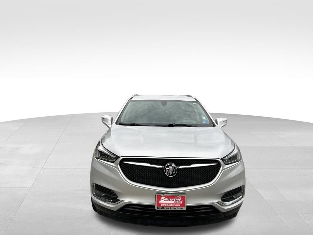 Used 2021 Buick Enclave Essence w/ Sport Touring Edition FWD image 9
