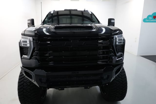 Used 2024 Chevrolet Silverado 3500 LTZ w/ LTZ Plus Package AWD/4WD image 68