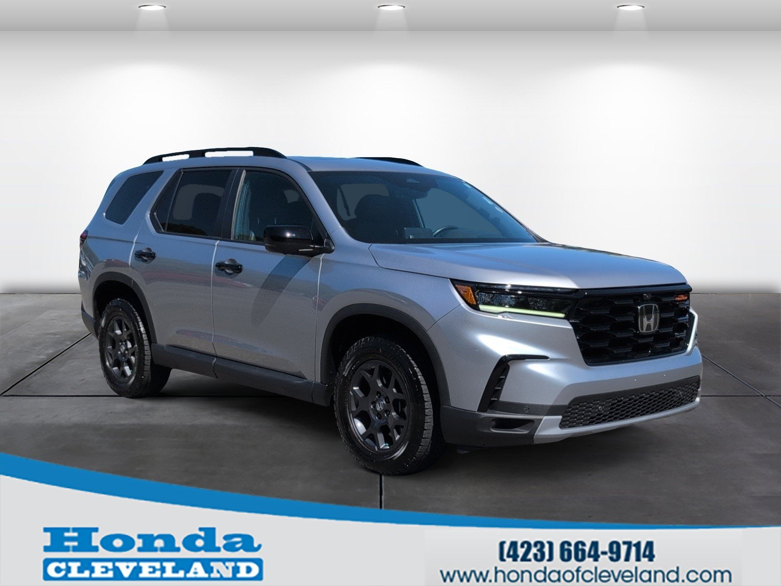 Certified 2025 Honda Pilot TrailSport image 1