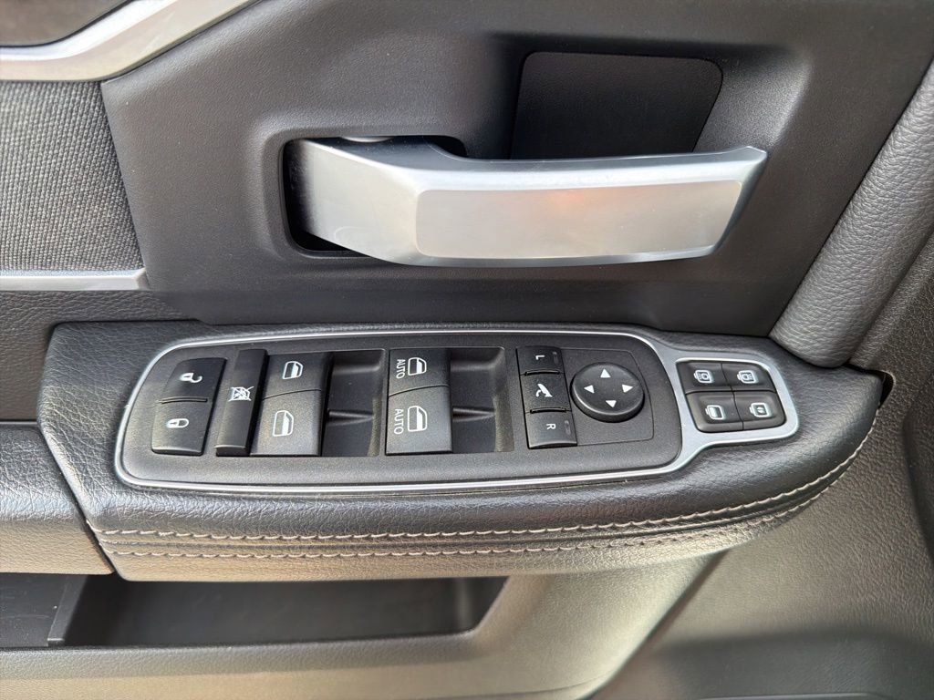 Used 2023 RAM 3500 Big Horn w/ Level 1 Equipment Group AWD/4WD image 25