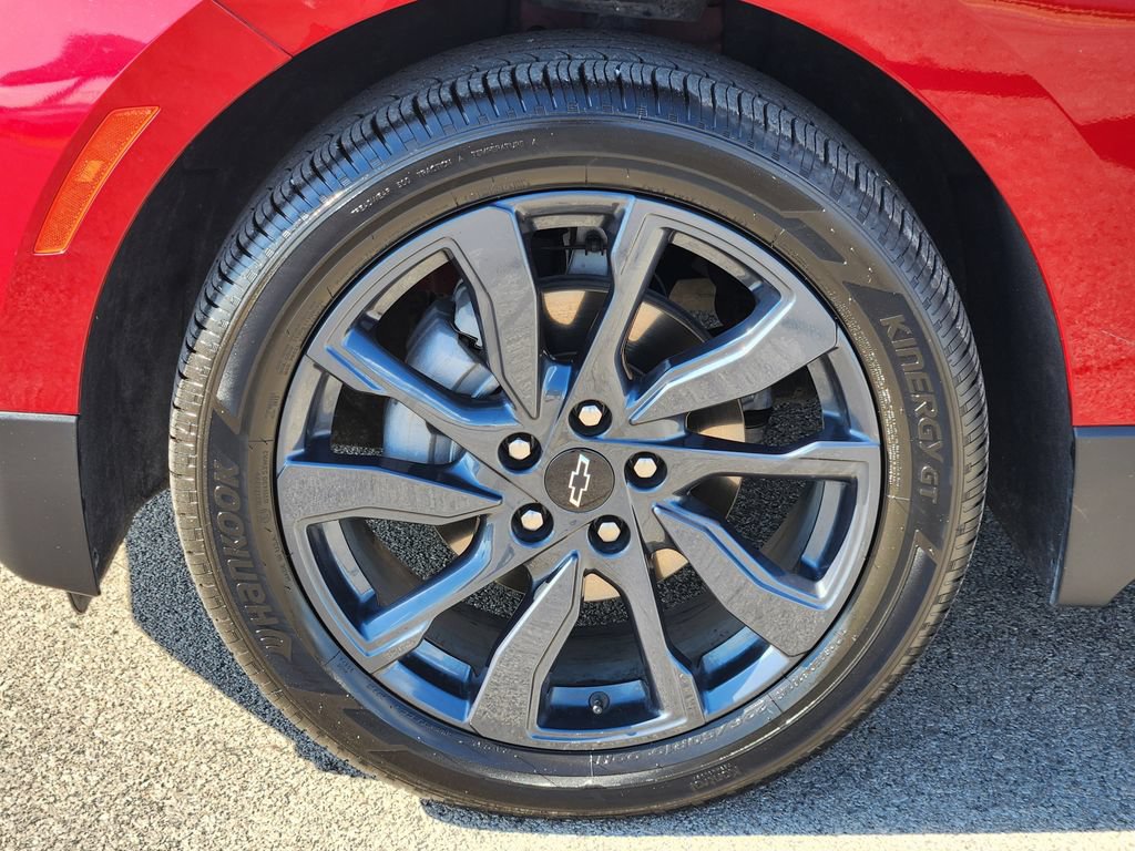 Certified 2023 Chevrolet Equinox RS FWD image 10