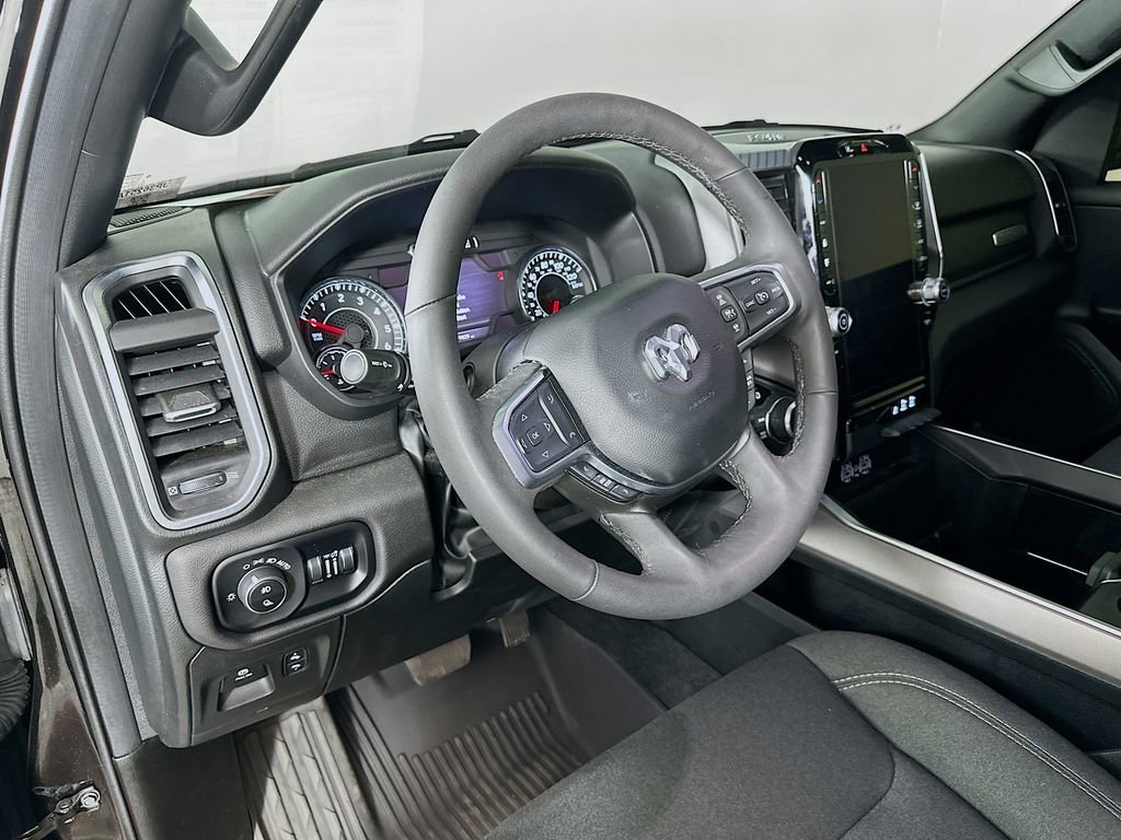 Used 2025 RAM 1500 Big Horn AWD/4WD image 17