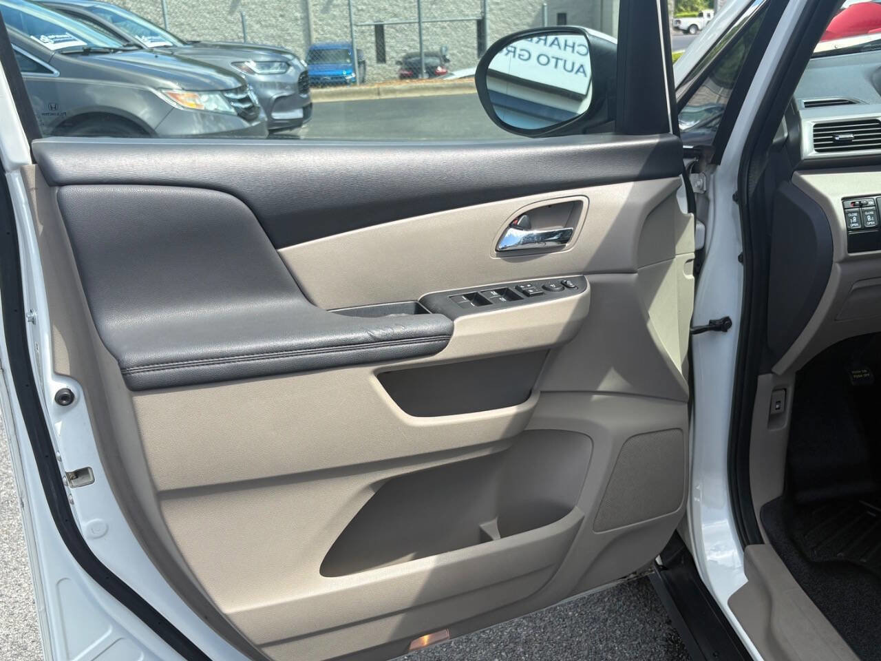 Used 2016 Honda Odyssey SE image 10