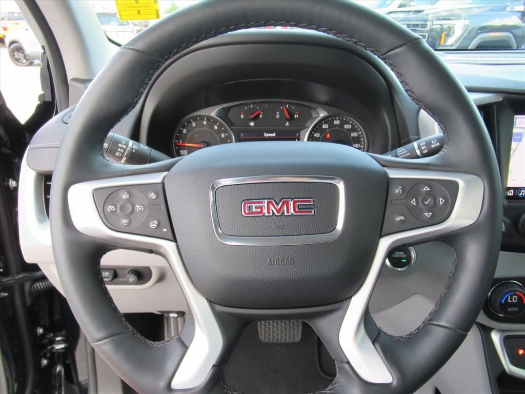 Used 2023 GMC Terrain SLT w/ Infotainment Package II FWD image 22