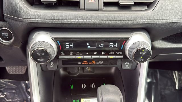 Used 2024 Toyota RAV4 XLE w/ Convenience Package image 25