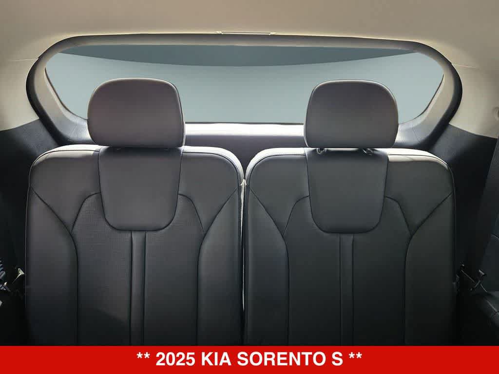 Used 2025 Kia Sorento S FWD image 35