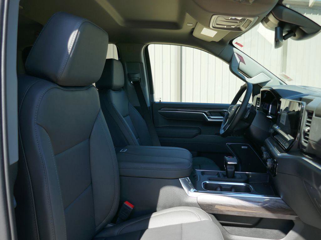 New 2026 Chevrolet Silverado 1500 LTZ AWD/4WD image 11