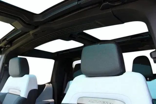 New 2025 GMC Hummer EV 2X image 34