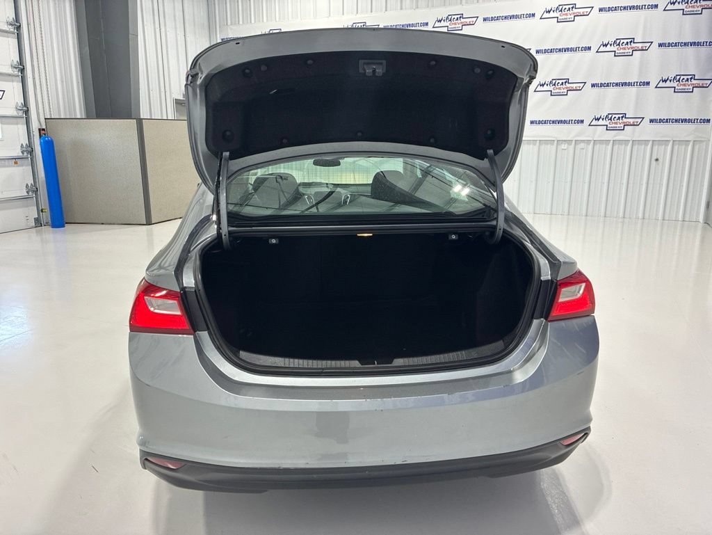 Used 2023 Chevrolet Malibu LS FWD image 27