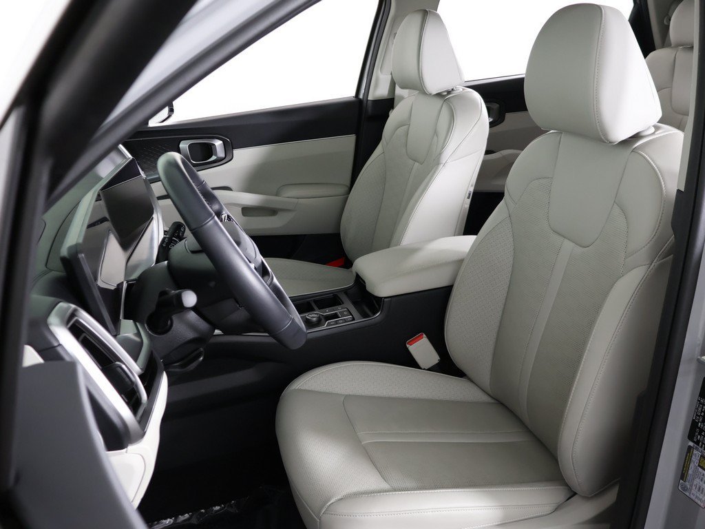 Certified 2026 Kia Sorento S FWD image 28