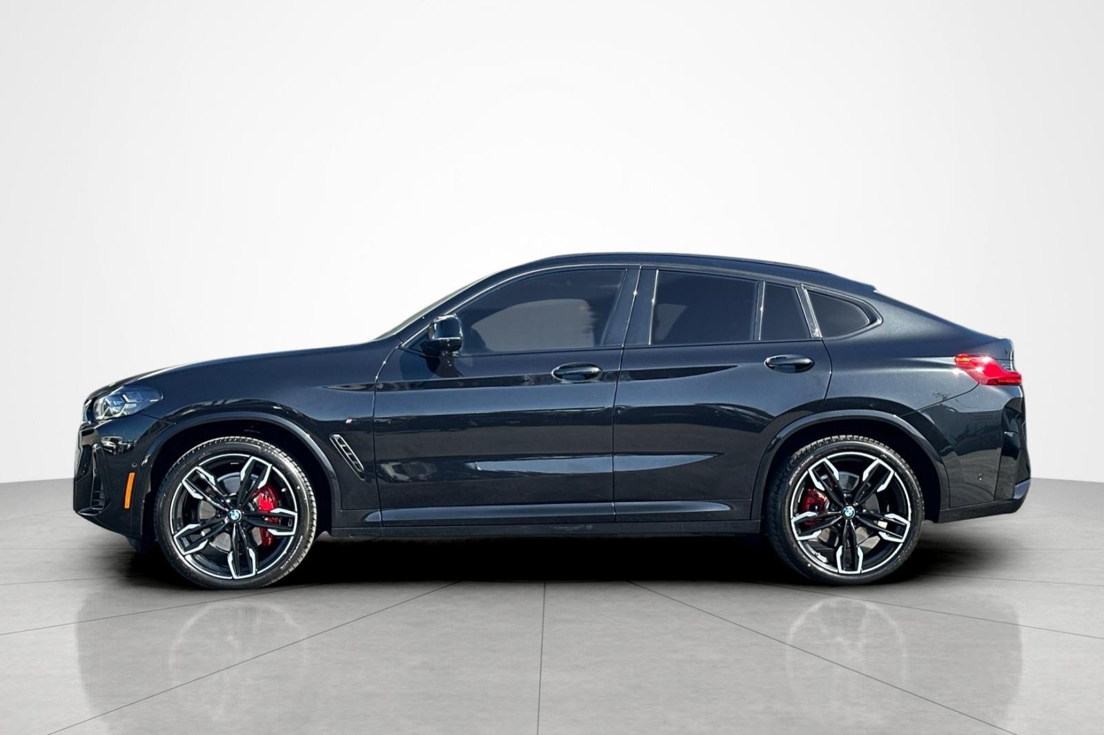 Used 2024 BMW X4 M40i w/ Premium Package AWD/4WD video 2