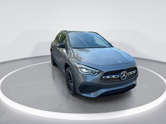 Used 2023 Mercedes-Benz GLA 250 w/ AMG Line Exterior image 2