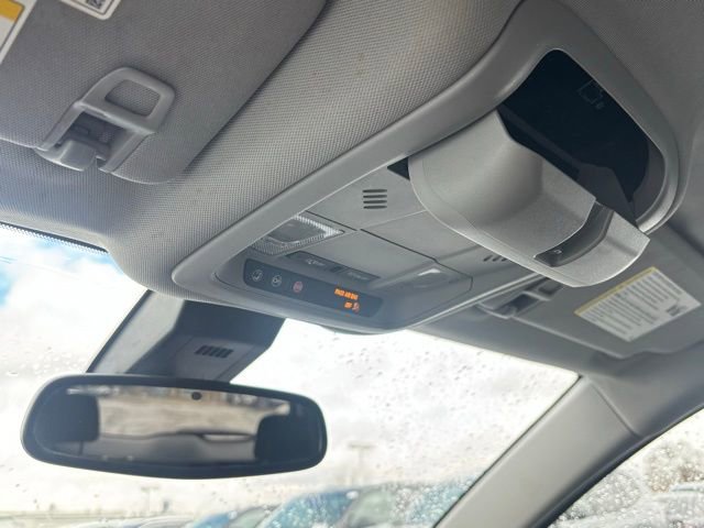 Used 2020 GMC Terrain SLE w/ Driver Convenience Package image 28