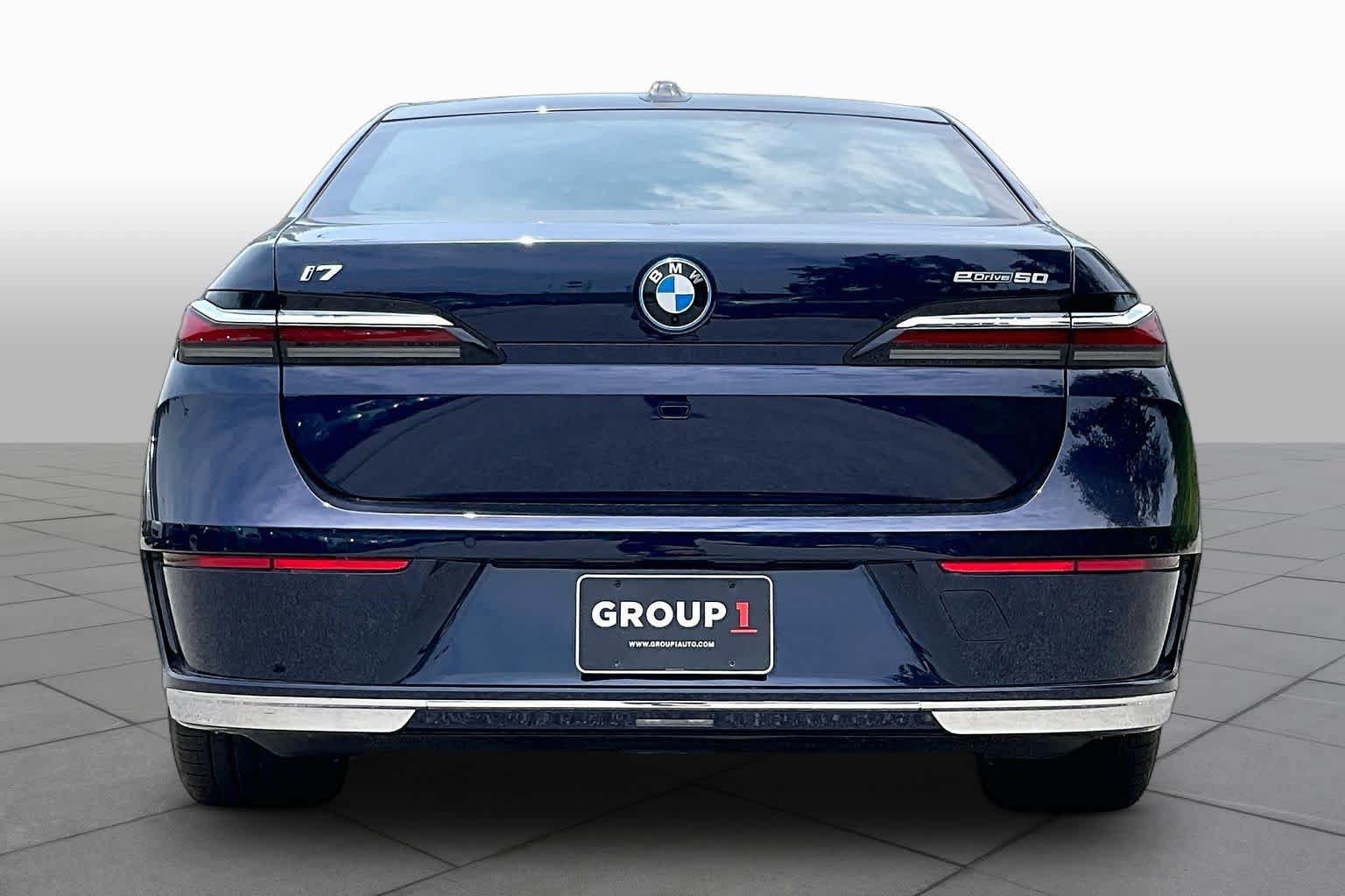 New 2026 BMW i7 eDrive50 w/ Executive Package RWD image 4