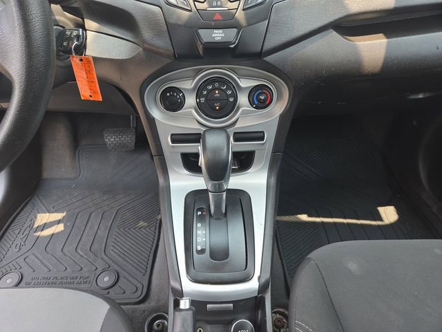 Used 2019 Ford Fiesta SE image 11