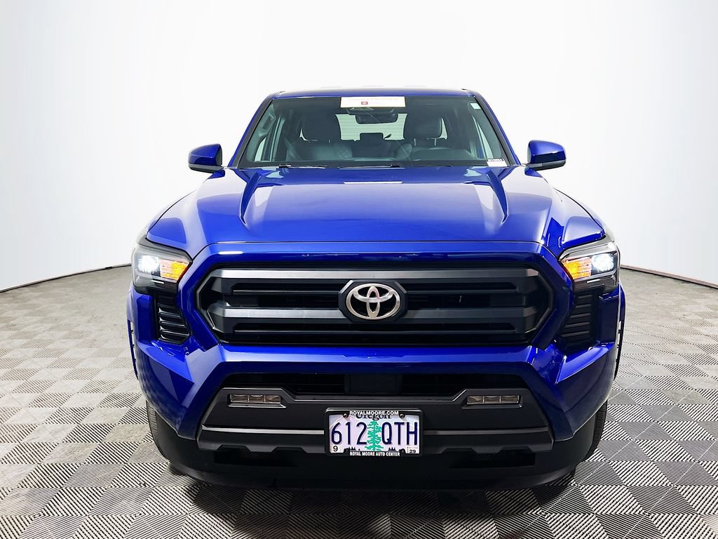 Certified 2025 Toyota Tacoma SR5 AWD/4WD image 2