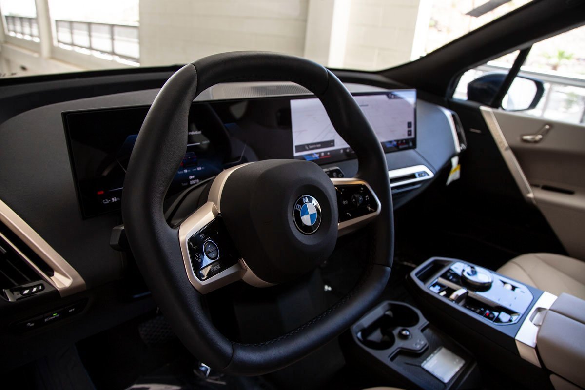 New 2026 BMW iX xDrive45 image 16