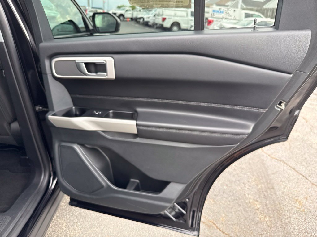 Certified 2021 Ford Explorer XLT AWD/4WD image 39