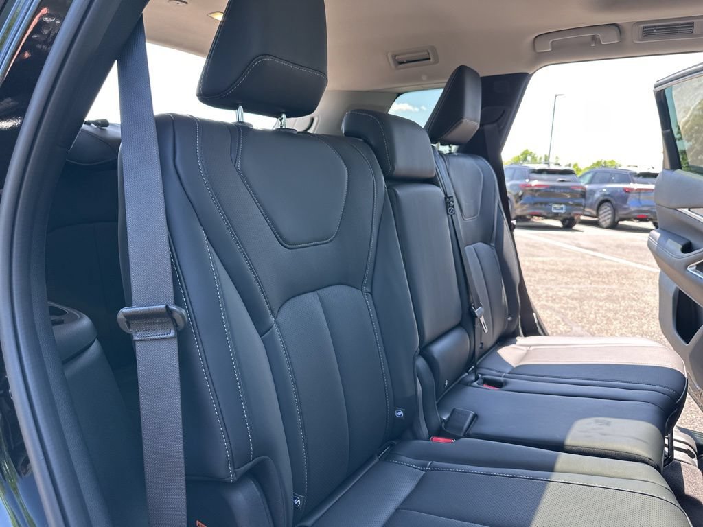 Used 2027 INFINITI QX60 Luxe w/ Cargo Package AWD/4WD image 24