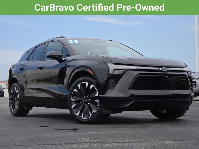 Used 2025 Chevrolet Blazer EV RS AWD/4WD image 2