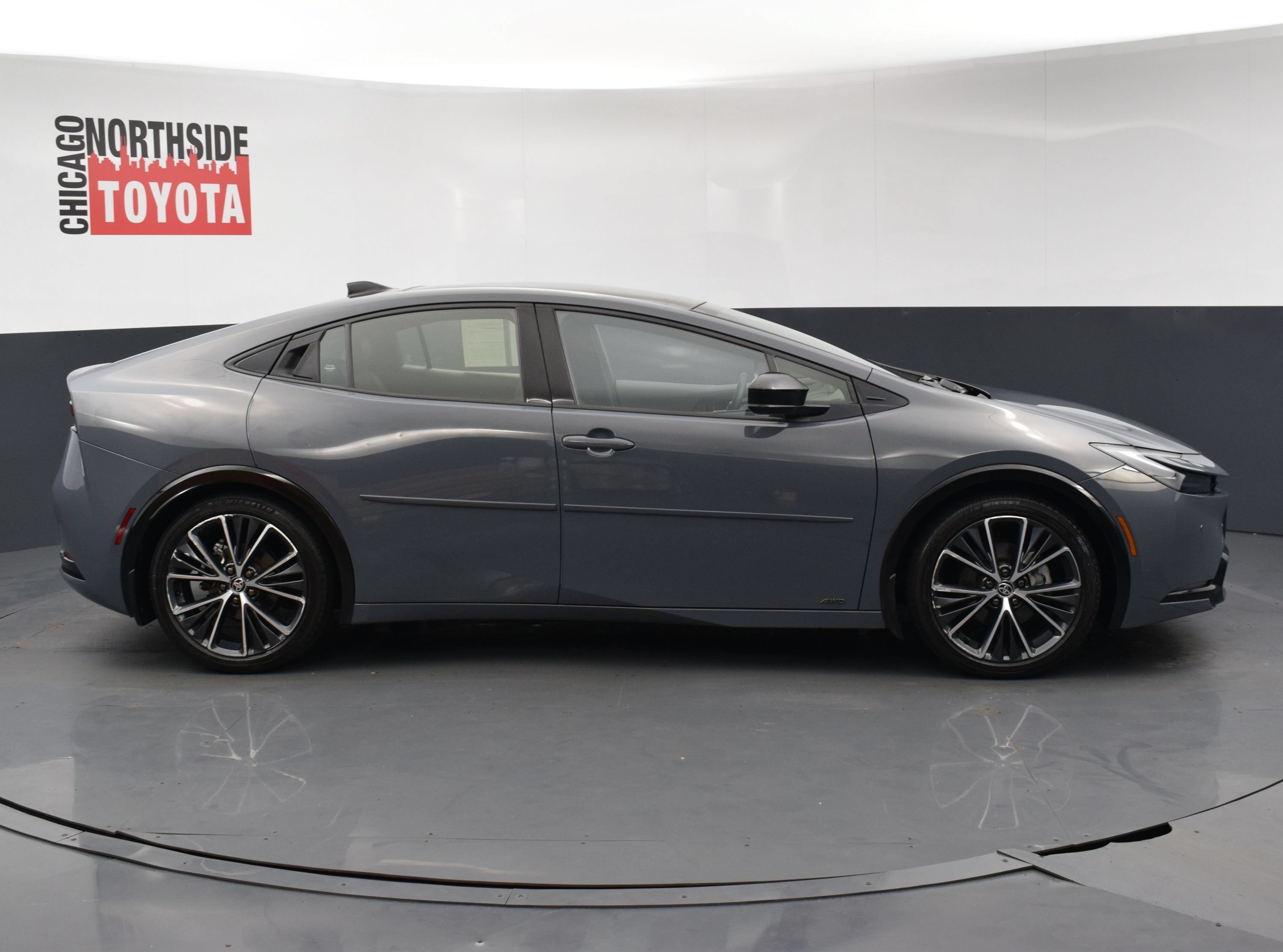 Used 2023 Toyota Prius Limited AWD/4WD image 5