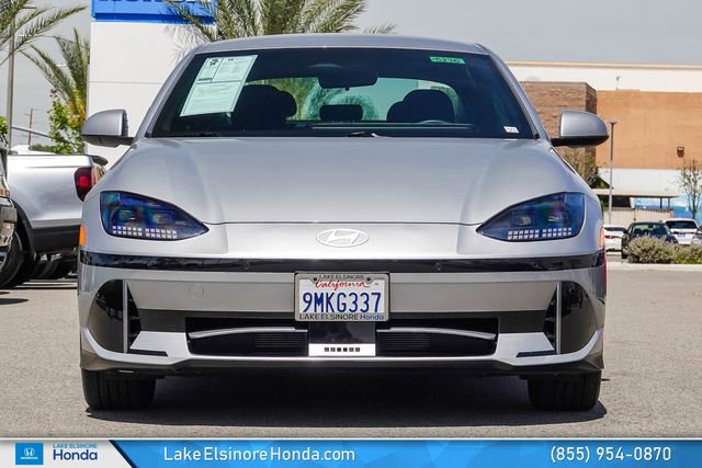 Used 2024 Hyundai Ioniq 6 SE RWD image 3