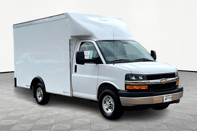 New 2025 Chevrolet Express 3500 w/ Power Convenience Package