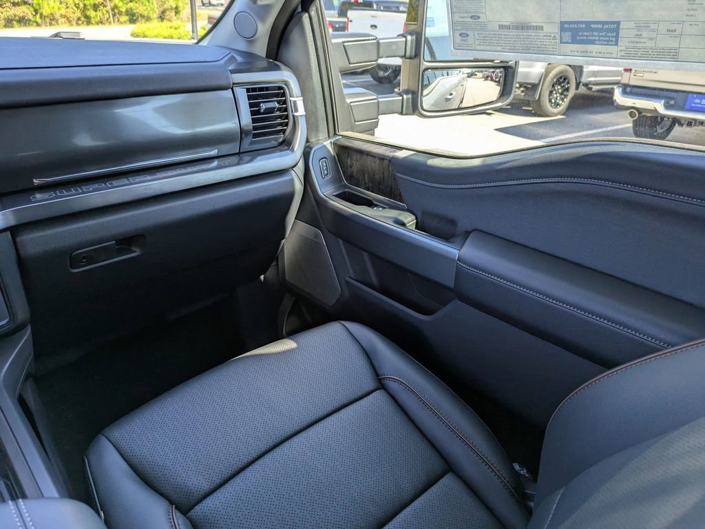 New 2026 Ford F350 Lariat w/ Black Appearance Package image 19